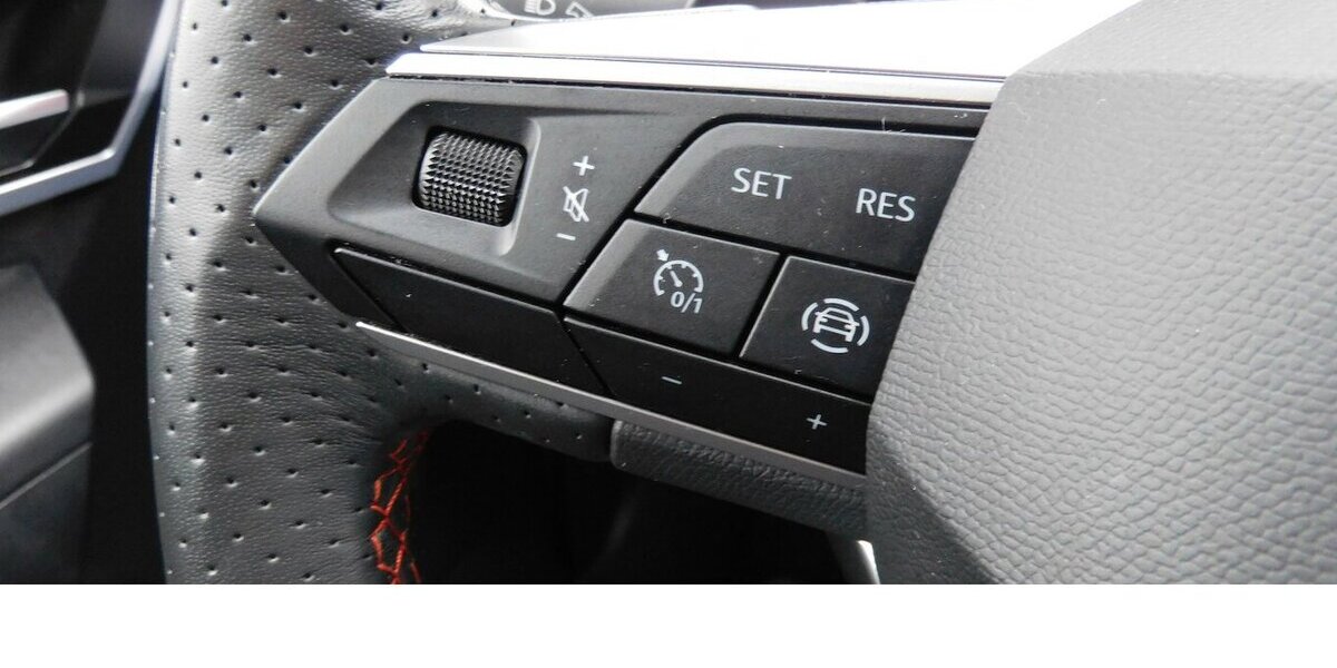 Seat Arona 1.0 FR-Line TSI BMT Navi Klima Alu 25.800 km 16.990 &euro; Vordorf 38533