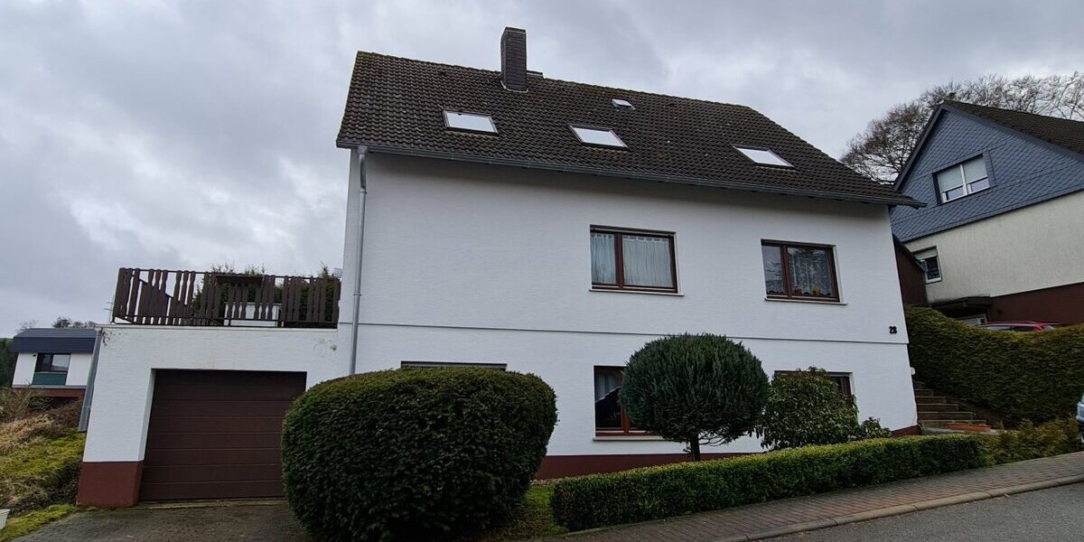 Korbach-OT, 1-3 Fam.Hs. - Mehrfamilienhaus, Wohnhaus Korbach Rhena | Angebot:12427231