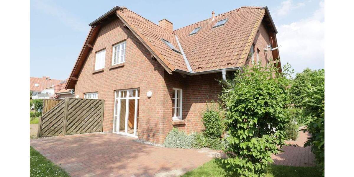 Küstennah wohnen: Ruhiges Reiheneckhaus in ruhiger Lage nahe dem Meer! 4 zimmer