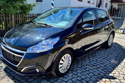 Peugeot 208 54.000 km 7.849 &euro; Lippertshofen (bei Ingolstadt) 85080