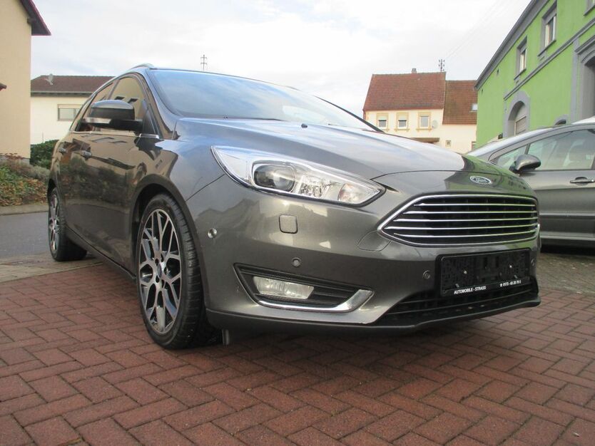 Ford Focus 162.000 km 8.999 € Pfeffelbach 66871