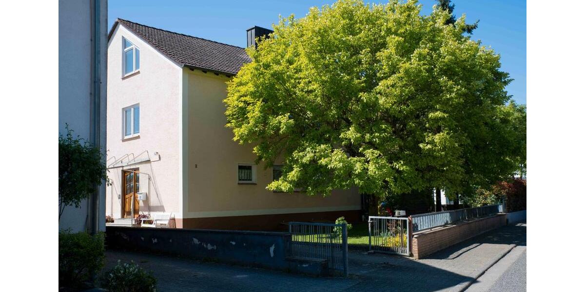 Einfamilienhaus Kandel - 7 Zimmer, 185 m&sup2;, 880.000&euro; | Angebot:26882199