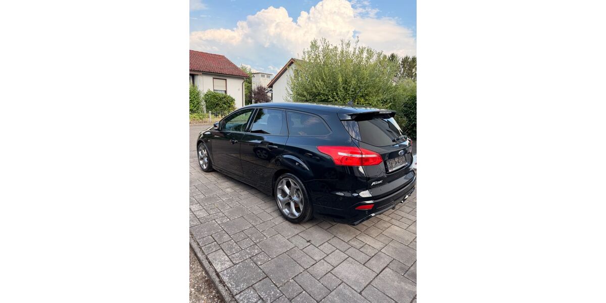 Ford Focus 116.750 km 9.200 &euro; Lichtenau 77839