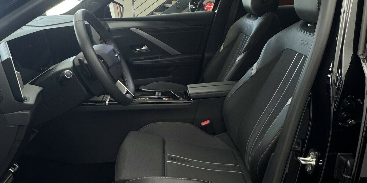 Opel Astra GS 1.5 CDTi Ultimate 1.Hand Full LED 40.251 km 24.230 &euro; Lich 35423