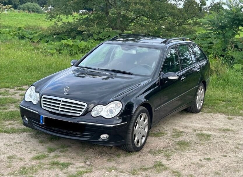 Mercedes-Benz C 320 315.896 km 5.450 € Barssel 26676