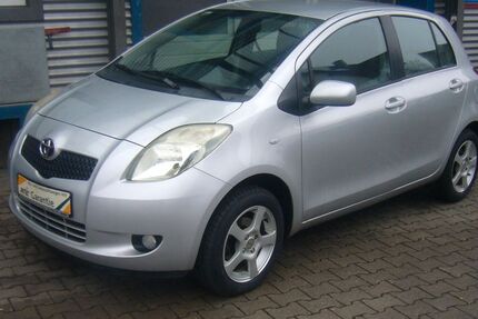 Toyota Yaris 136.000 km 5.500 &euro; Pyrbaum-Schwarzach 90602