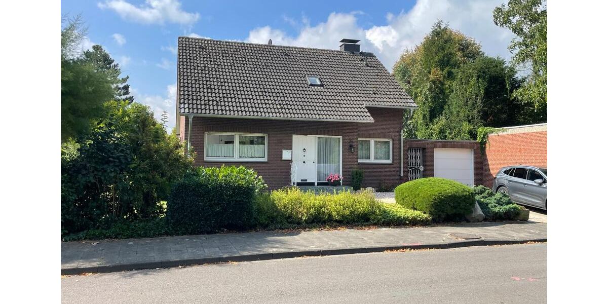 Vermietung renoviertes Wohnhaus Rinkerode; Kaltmiete 5.5 zimmer