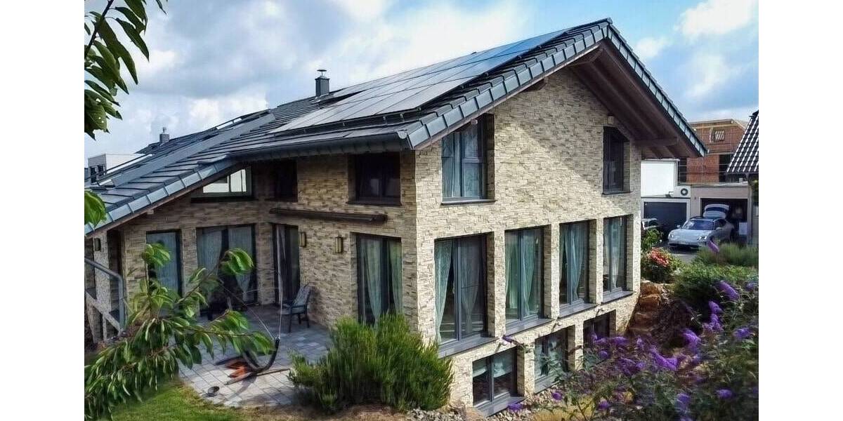 Repräsentatives Architektenhaus, das höchsten Wohnkomfort und nachhaltige Energieeffizienz vereint 6 zimmer