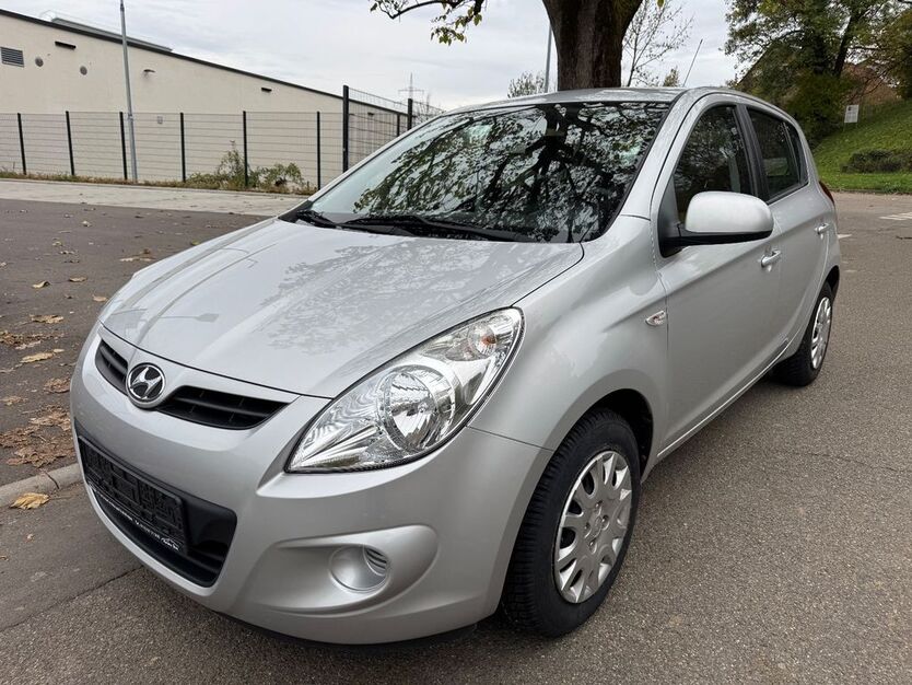 Hyundai i20 97.000 km 4.450 € Ingersheim/Ludwigsburg 74379