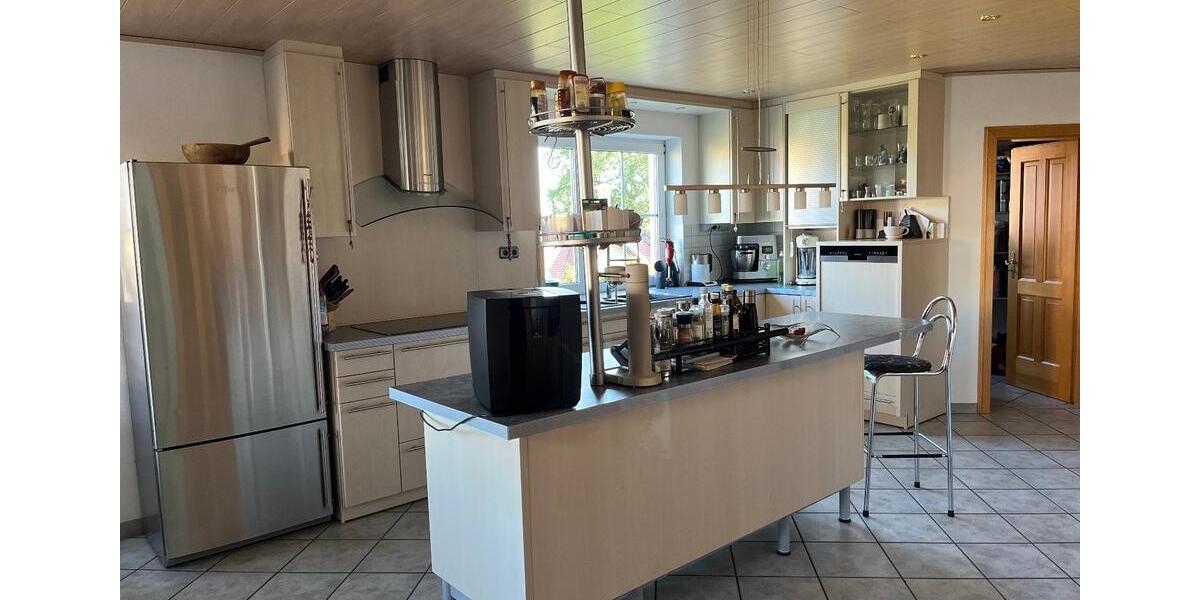 Einfamilienhaus Regenstauf - 7 Zimmer, 276 m&sup2;, 1.349.000&euro; | Angebot:27095895