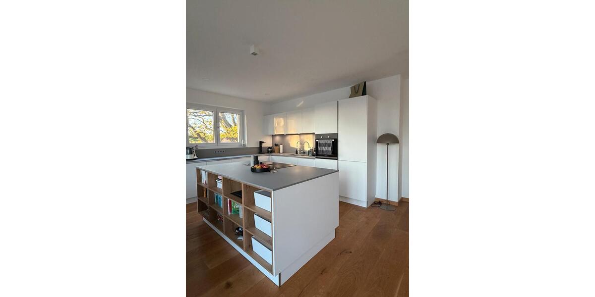 Etagenwohnung Isernhagen - 2.5 Zimmer, 84 m&sup2;, 1.598&euro; | Angebot:26375696