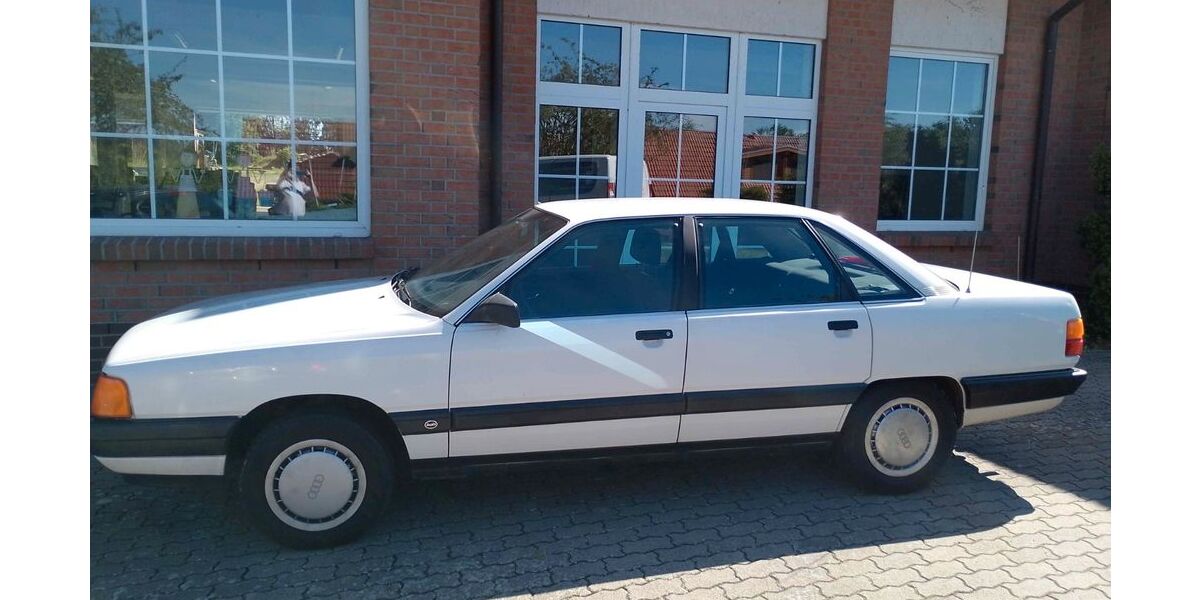 Audi 100 101.000 km 3.300 &euro; Klink, OT Sembzin 17192
