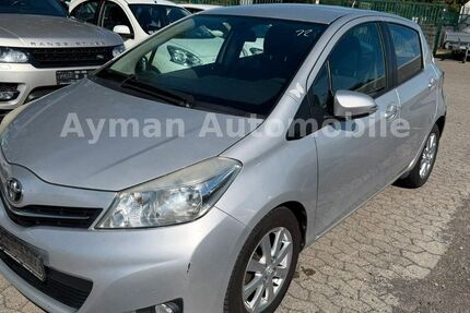 Toyota Yaris 309.428 km 3.299 &euro; Euskirchen 53879