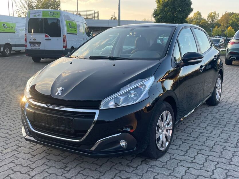 Peugeot 208 33.152 km 9.490 € Göttingen 37081