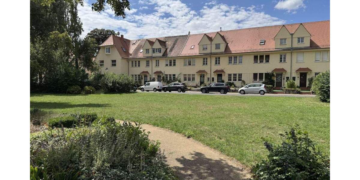 Historisches Stadthaus mit Parkblick - Wohnen mit viel Platz und Geschichte 9 zimmer