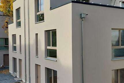 Haus zum Mieten in Leipzig 1.449 € 105.28 m² 4 zimmer