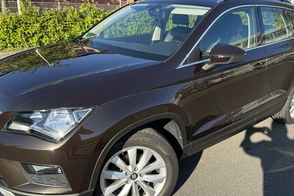 Seat Ateca Leder Navi Klima Temp. SR+WR UNFALLFREI 1a 60.000 km 15.500 &euro; Erftstadt 50374