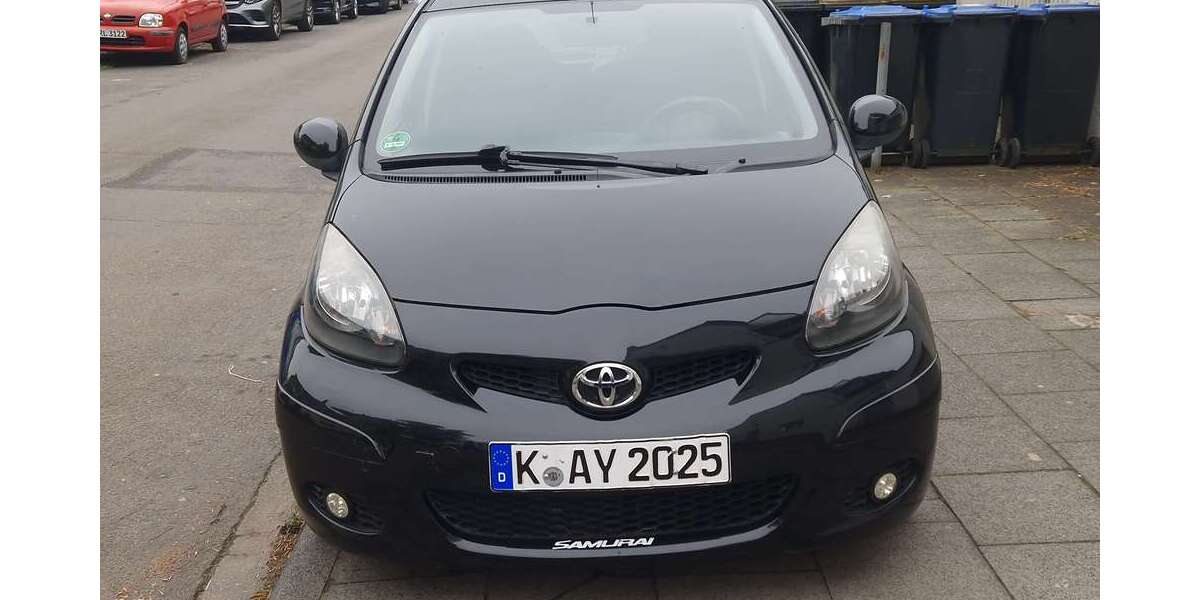 Toyota Aygo 110.750 km 3.550 &euro; Köln, Stadt 50935
