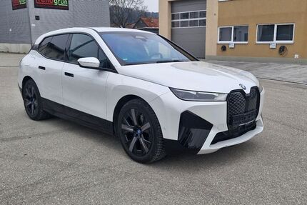 BMW iX 65.000 km 35.900 &euro; Altdorf/Landshut 84032