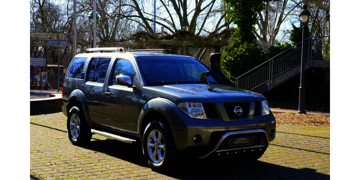 Nissan Pathfinder 159.000 km 11.995 &euro; Mainz-Kostheim 55246