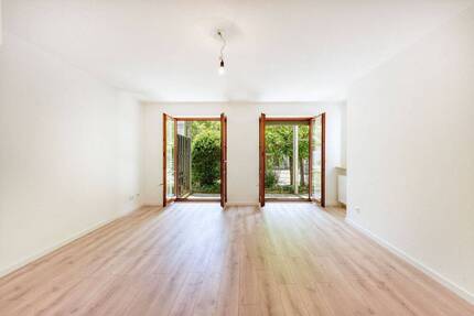 +++ Erdgeschoss mit Süd-Terrasse - zentral & bequem - frisch renoviert - inklusive EBK & TG +++