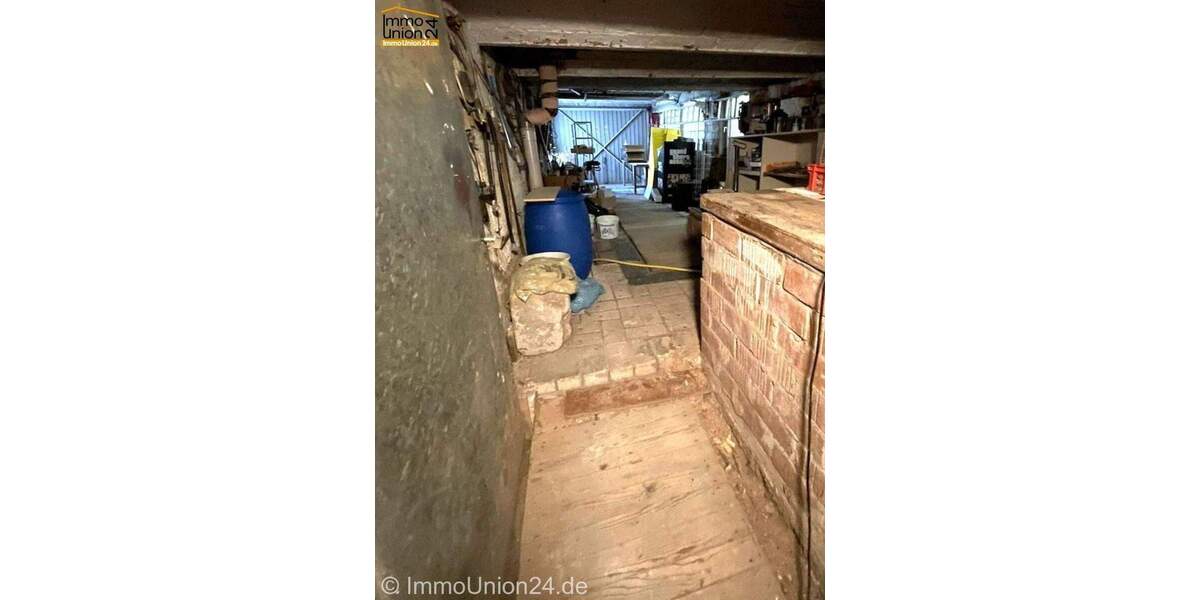 Mehrfamilienhaus, Wohnhaus Altdorf bei Nürnberg Altdorf - 6 Zimmer, 150 m&sup2;, 225.000&euro; | Angebot:25357572