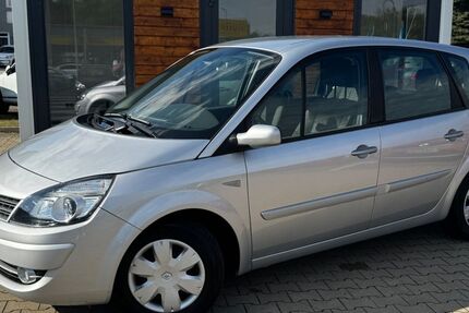 Renault Scenic 129.000 km 5.490 € Weferlingen 39356