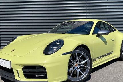 Porsche 992 1.950 km 142.750 € Papendorf 18059