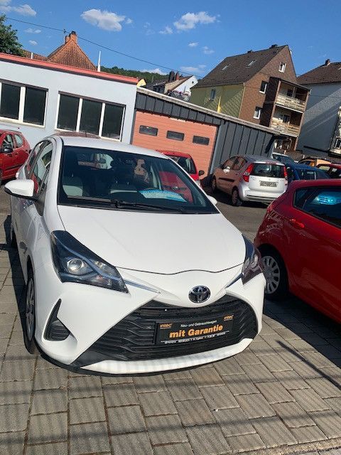 Yaris