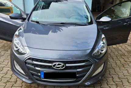 Hyundai i30 137.000 km 8.500 &euro; Waldems 65529