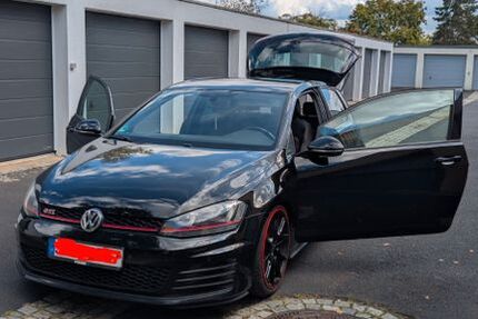VW Golf 162.000 km 12.000 &euro; Schweinfurt 97424