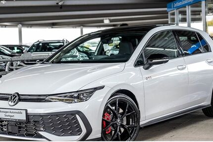 VW Golf 18.007 km 37.830 &euro; Stuttgart-Wangen 70188