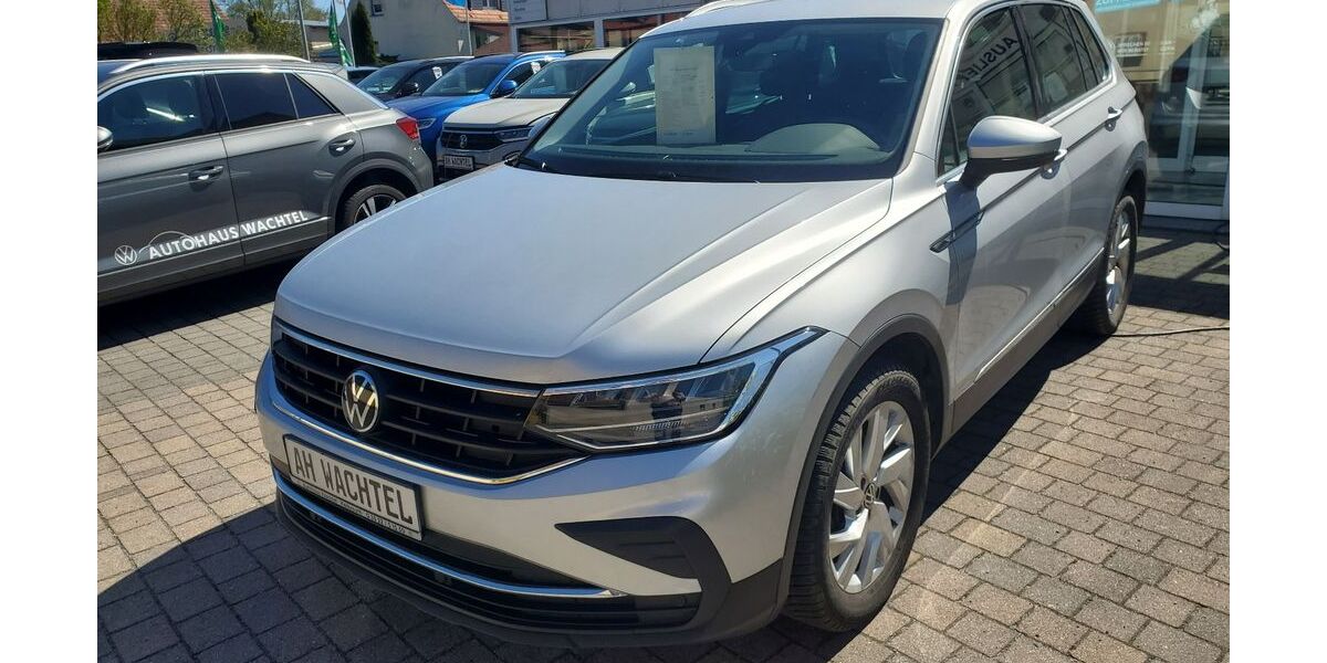 VW Tiguan 42.589 km 25.690 &euro; Ebersbach OT Kalkreuth 01561