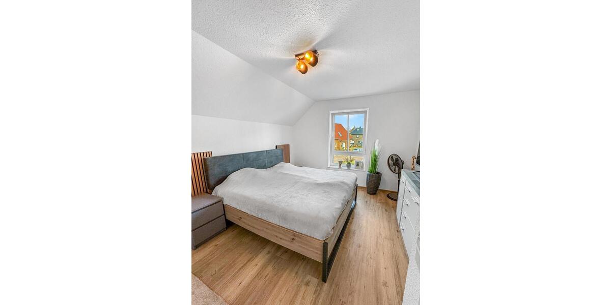 Reihenhaus Weyhe - 4 Zimmer, 109 m&sup2;, 1.550&euro; | Angebot:25441133