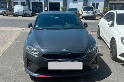 Kia pro ceed / ProCeed 112.000 km 15.400 &euro; FRANKFURT AM MAIN 60434