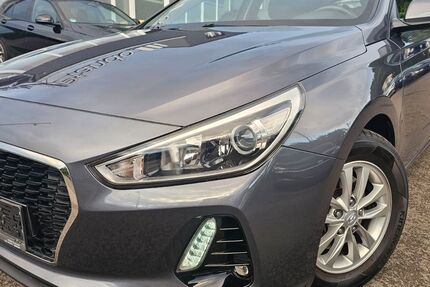 Hyundai i30 96.000 km 9.890 &euro; Kaiserslautern 67663