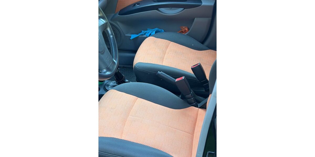 Kia Picanto 123.000 km 2.100 &euro; Kiel 24159