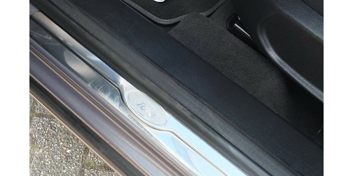 Ford Mondeo 2.0TDCi AUTOMATIC-PROBLEME NAVI XENON PDC B 143.215 km 7.000 &euro; Köln 50858