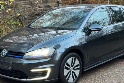 VW Golf 230.000 km 9.700 &euro; Bad Breisig 53498