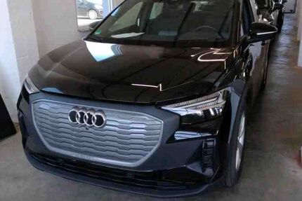Audi Q4 e-tron 31.790 km 27.440 &euro; Wackersdorf 92442