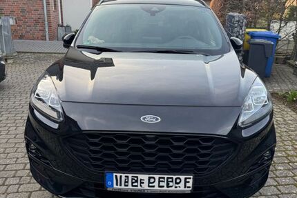 Ford Kuga 63.000 km 22.700 &euro; Nettetal 41334
