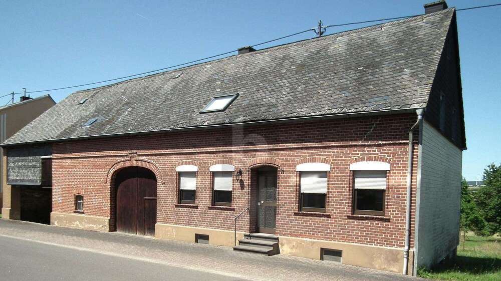 Einfamilienhaus Morbach - 6 Zimmer, 130 m&sup2;, 125.000&euro; | Angebot:25549903