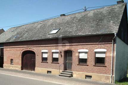 Haus Morbach - 6 Zimmer, 130 m&sup2;, 125.000&euro; | Angebot:25549903