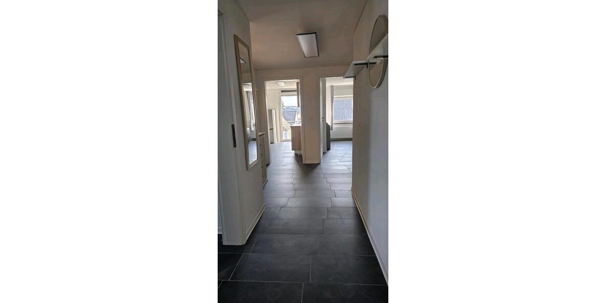 Dachgeschoßwohnung Burbach - 2 Zimmer, 76 m&sup2;, 900&euro; | Angebot:26305511