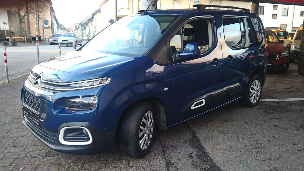 Citroen Berlingo 126.000 km 12.800 &euro; Karlsruhe 76131