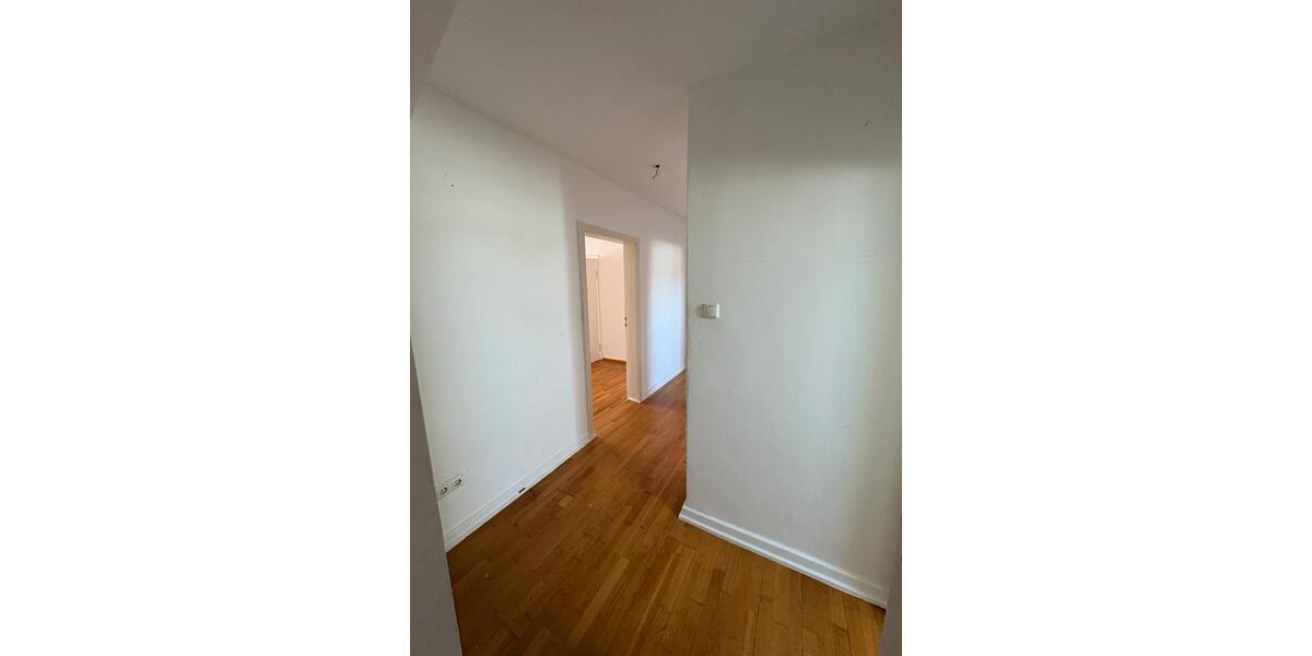 Dachgeschoßwohnung Speyer - 3 Zimmer, 77 m&sup2;, 860&euro; | Angebot:26678193