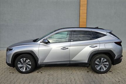 Hyundai TUCSON 74.500 km 23.400 € Obrigheim 67283