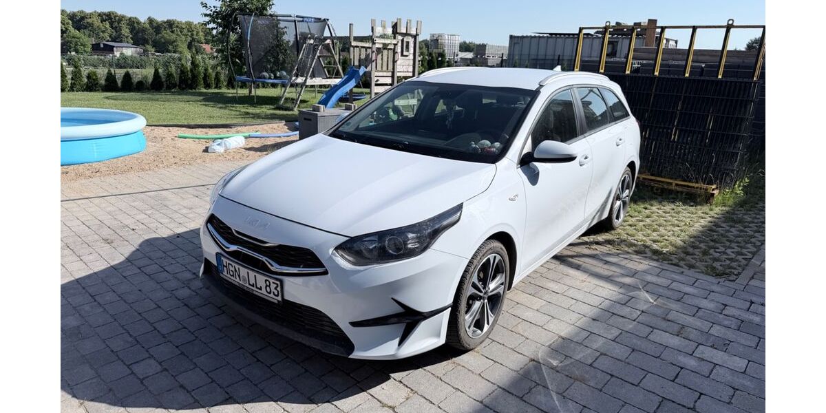 Kia ceed Sportswagon 100.000 km 13.000 &euro; Wittenburg 19243