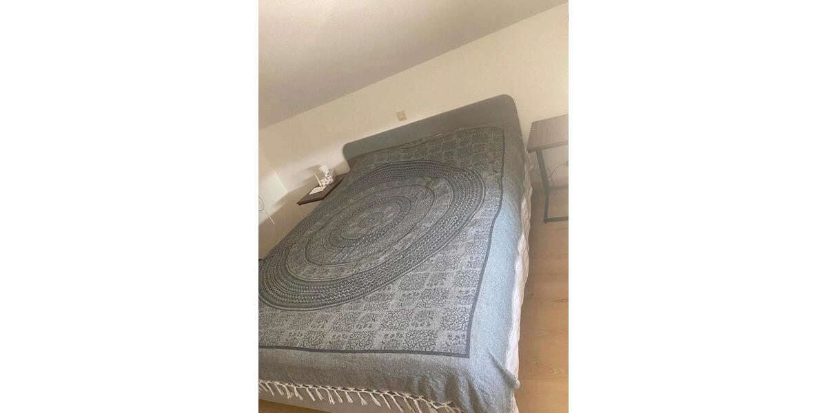 Dachgeschoßwohnung Pocking - 2 Zimmer, 42 m&sup2;, 450&euro; | Angebot:26303064