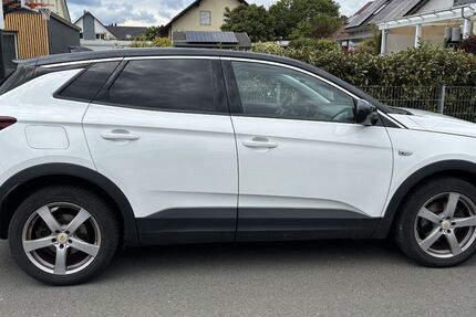 Opel Grandland (X) 110.500 km 13.990 &euro; Winkelhaid 90610